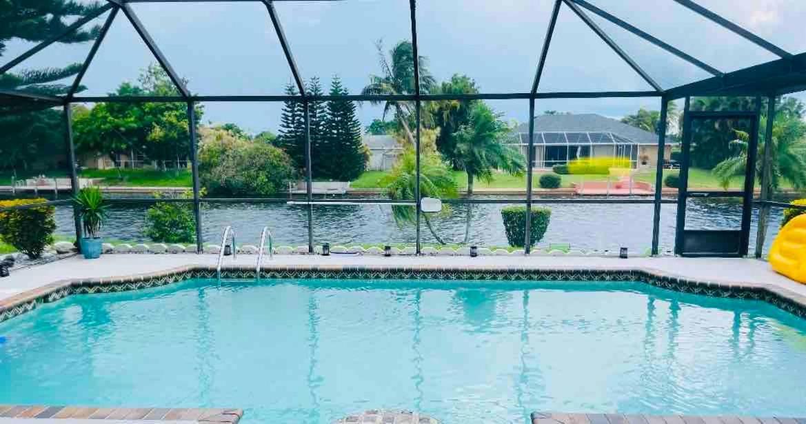 فيلا Hidden Secret Waterfront Retreat كيب كورال المظهر الخارجي الصورة