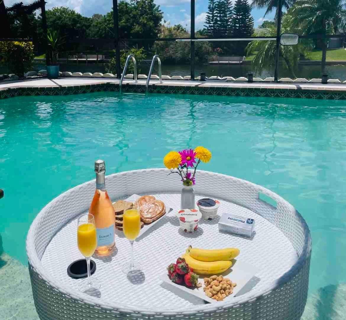 فيلا Hidden Secret Waterfront Retreat كيب كورال المظهر الخارجي الصورة
