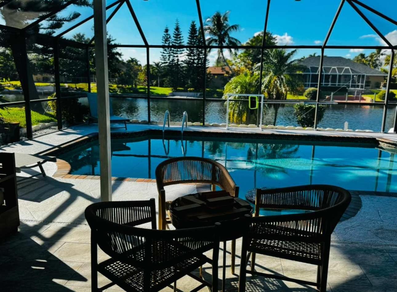 فيلا Hidden Secret Waterfront Retreat كيب كورال المظهر الخارجي الصورة