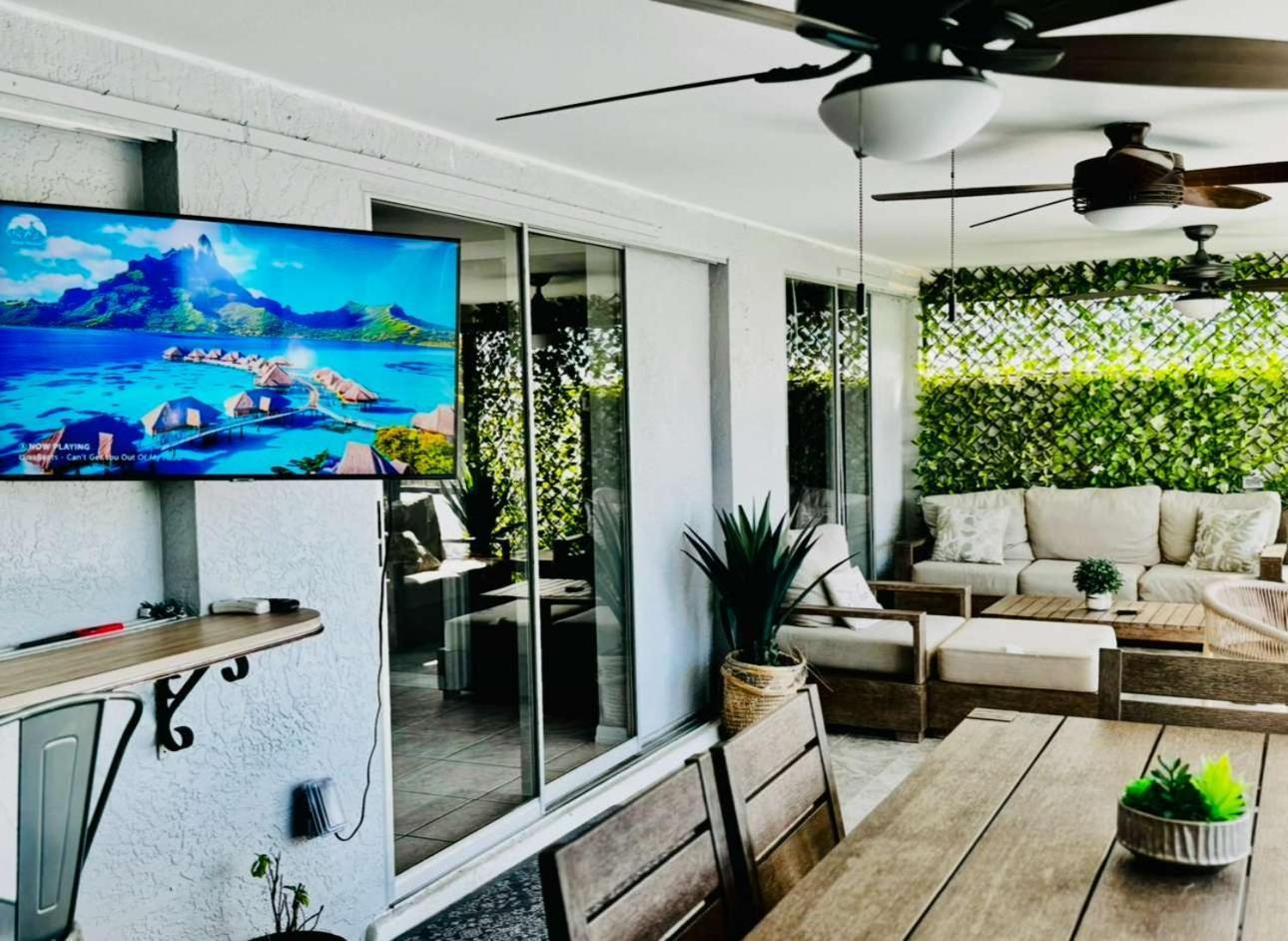 فيلا Hidden Secret Waterfront Retreat كيب كورال المظهر الخارجي الصورة