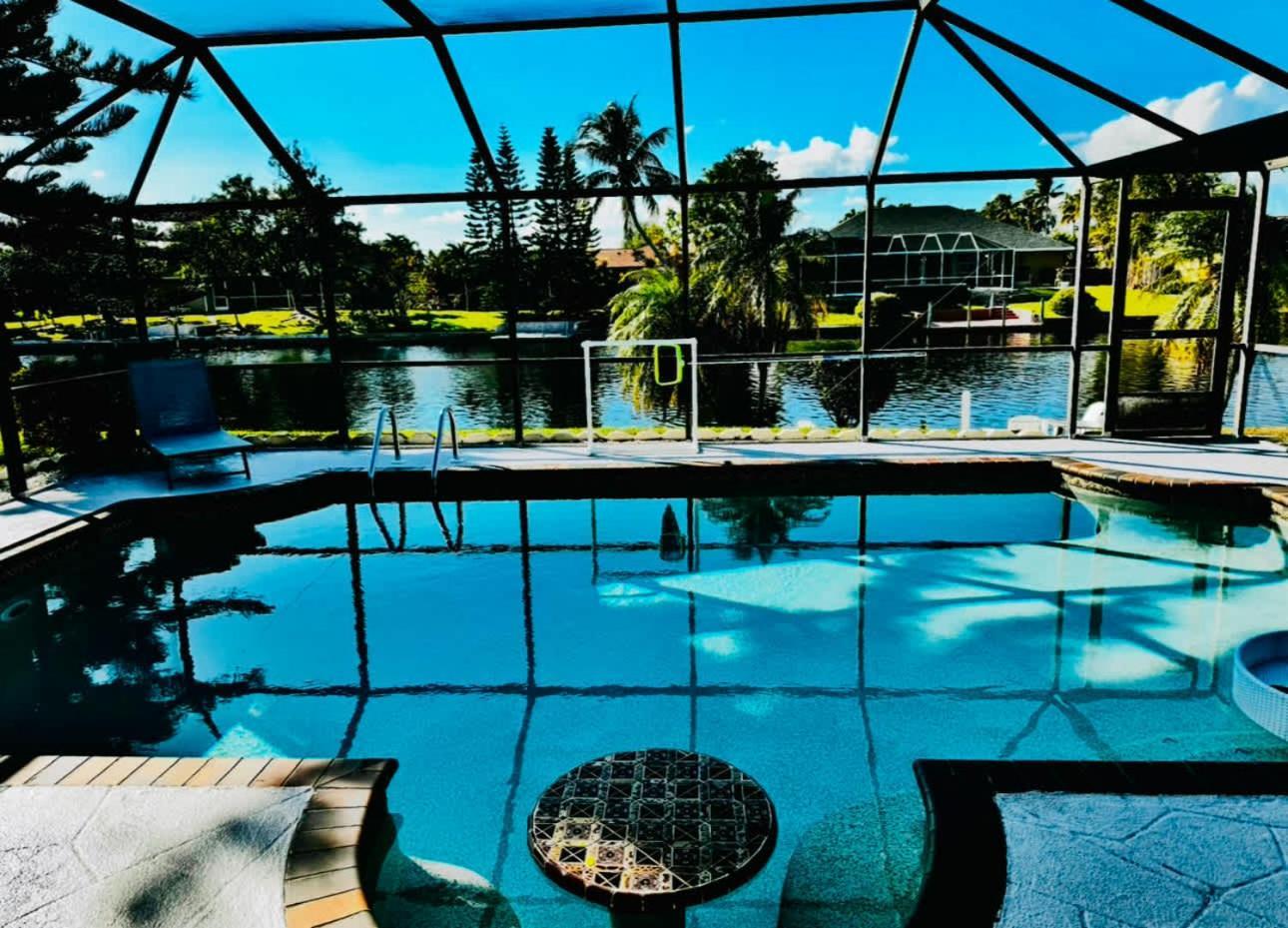 فيلا Hidden Secret Waterfront Retreat كيب كورال المظهر الخارجي الصورة